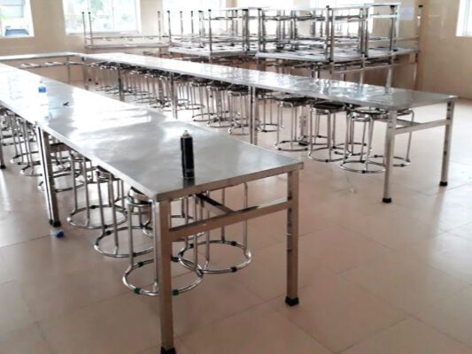 bàn ăn inox khu công nghiệp