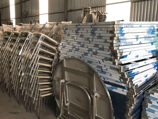 bàn ghế inox thanh lý tạị Tp Hồ Chí Minh
