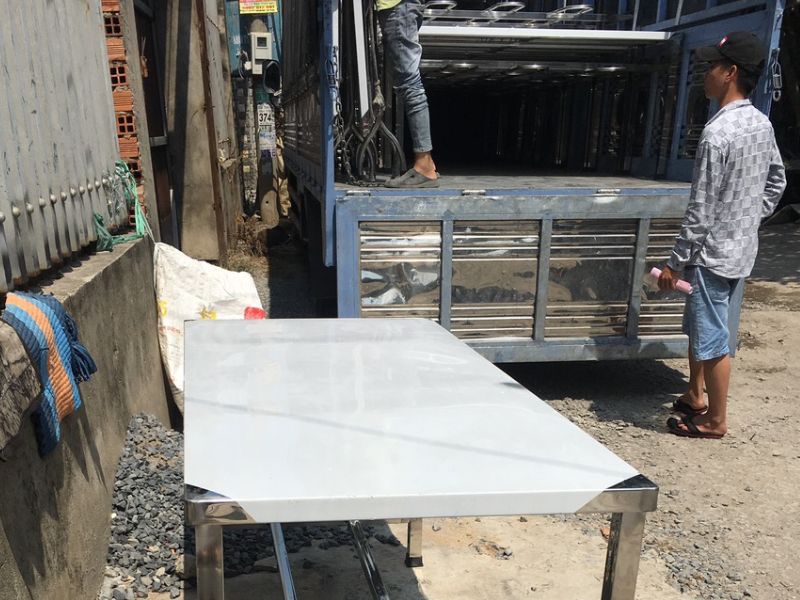 lên hàng cho đối tác